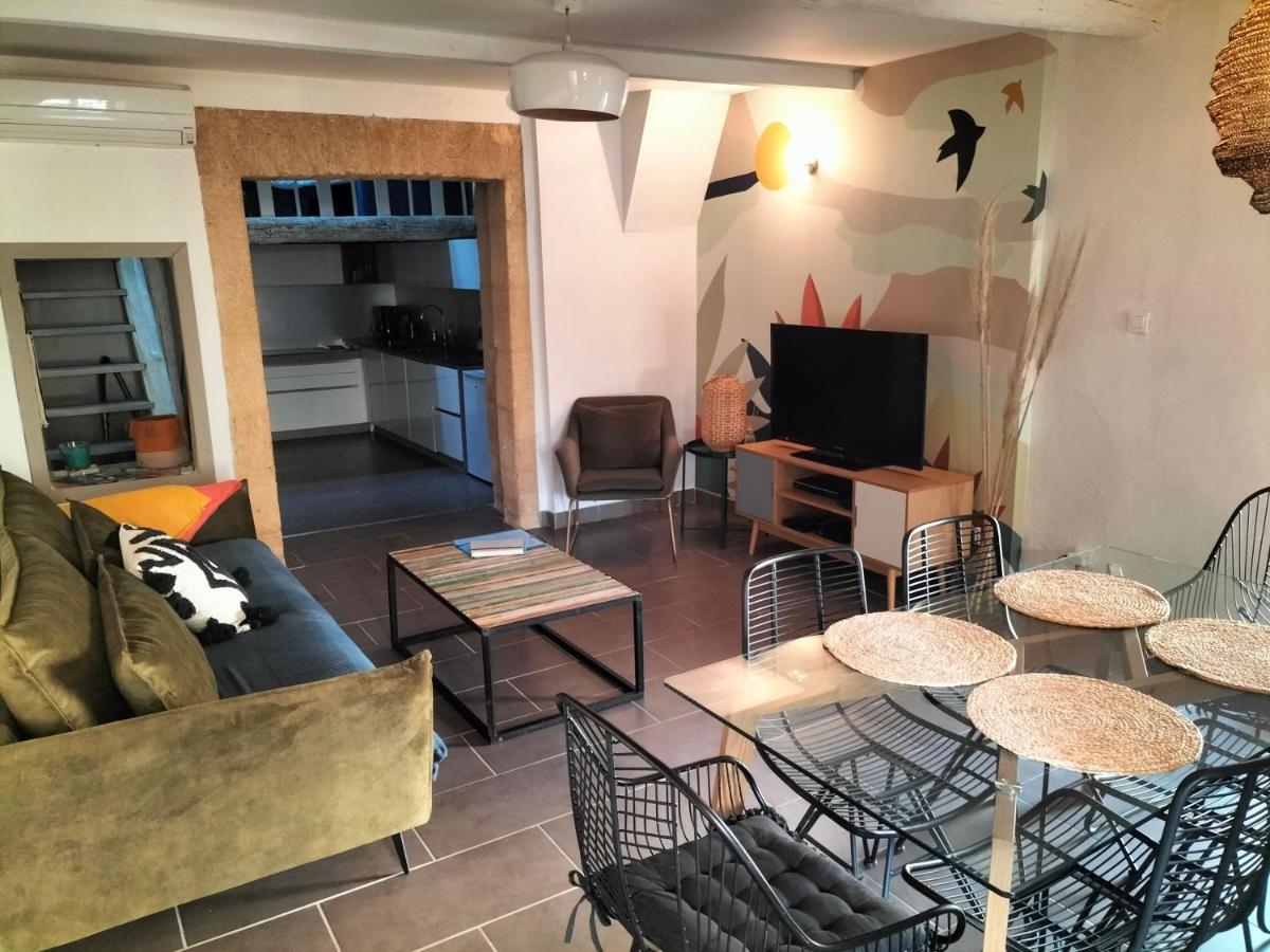 Maison De Village Familiale Pont Du Gard, Toit Terrasse, Barbecue, Fibre Vers Pont du Gard Exterior foto