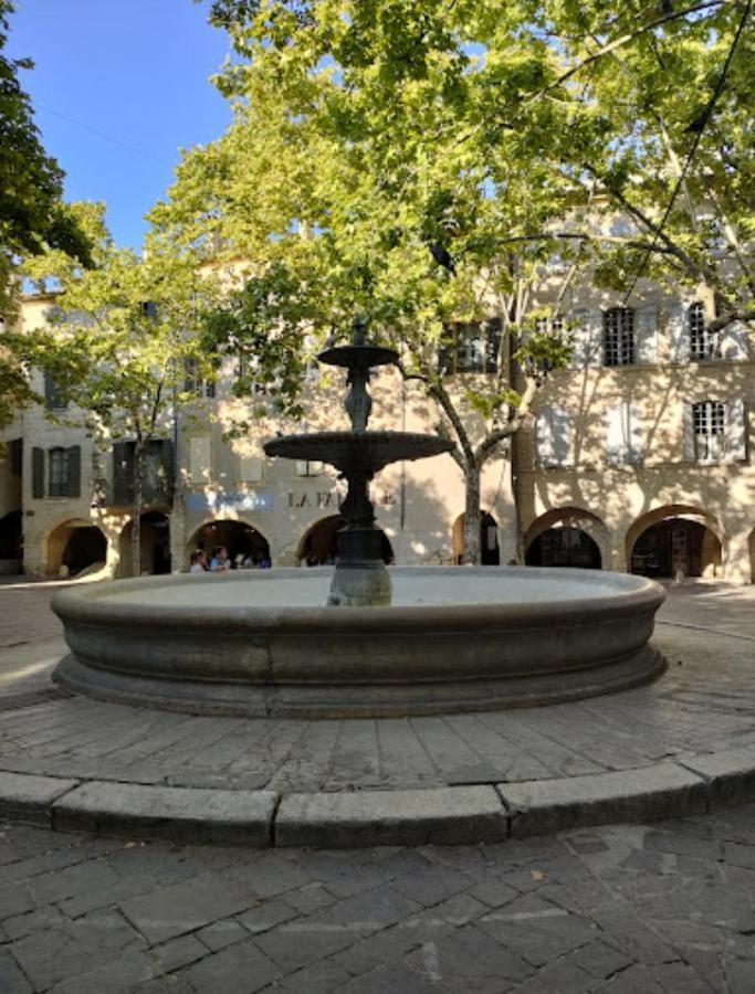 Maison De Village Familiale Pont Du Gard, Toit Terrasse, Barbecue, Fibre Vers Pont du Gard Exterior foto